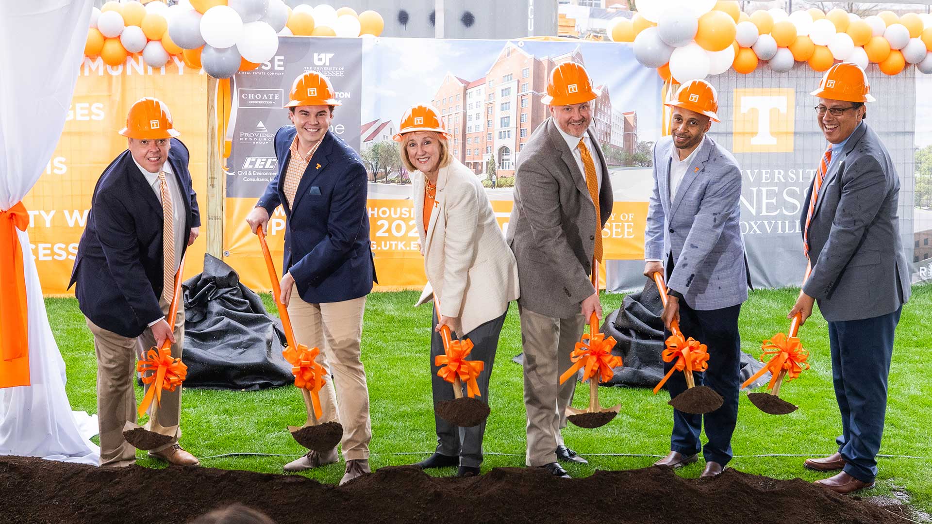 The university community celebrated the groundbreaking of two new residential communities slated to welcome students in the fall of 2025.
