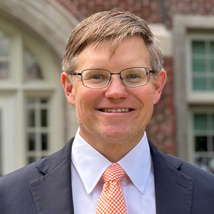 Headshot of Chris Boyer
