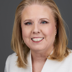 Headshot of Karla Leeper
