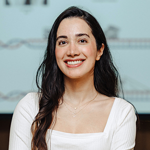 Headshot of Homa Rezaei