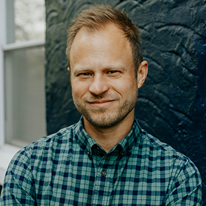 Headshot of Tore Olsson