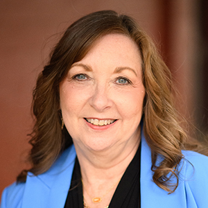 Headshot of Stephanie Simpson